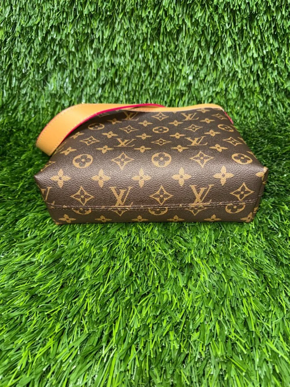 WOMAN BROWN SHOULDER BAG
